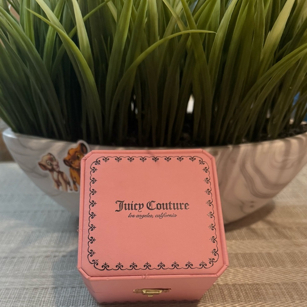 Juicy Couture Pink and Black Luxury Watch - Picture 5 of 6